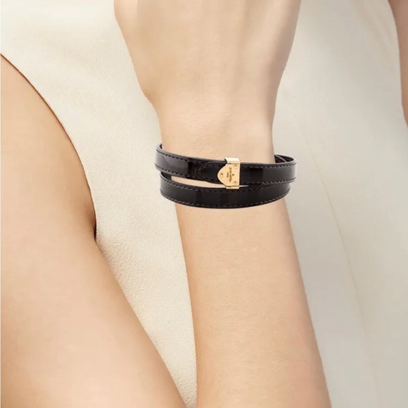 LOUIS VUITTON Leather Triple Wrap Bracelet - Picture 2 of 7